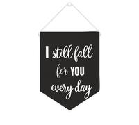 Yelolyio Bannière en toile « I Still Fall For You Every Day » à suspendre au mur - Décoration murale pour salon, chambre à coucher, bureau, cadeaux de vacances - 25,4 x 30,5 cm