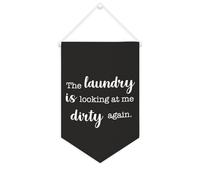 Yelolyio Bannière en toile « The Laundry Is Looking At Me Dirty Again » - À suspendre au mur - Décoration murale - Œuvre d'art pour salon, chambre à coucher, bureau, cadeaux de vacances - 25,4 x 38,1