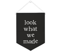 Yelolyio Drapeau mural en toile avec citation inspirante - Look What We Made - Bannière à suspendre - Décoration de maison ou de bureau - 30,5 x 40,6 cm - Cadeau de pendaison de crémaillère