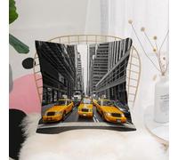 YFHJV Taie Oreiller Microfibre - Housse Coussin Doux, Confortable, Respirant et Hypoallergénique,Scène de Rue emblématique de la Ville, Affichage de Taxis Jaune Vif dans Une Rue animée ENTO,40x40 cm