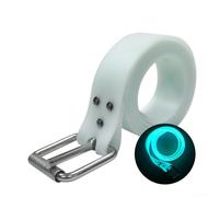 Yhenlovtt Ceinture de poids réglable avec configuration 8 trous Corps en silicone lumineux et boucle en acier inoxydable à dégagement rapide (Bleu-1.for)