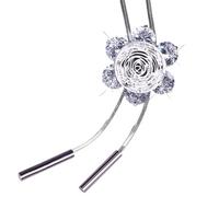 YIGZYCN Long collier tendance pour femme avec motifs de fleurs et de papillons en oxyde de zirconium pour une utilisation polyvalente, collier chaîne réglable