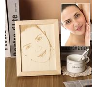 Yonsbox Cadre Photo Personnalisé avec Gravure Photo Saint-Valentin Anniversaire Vacances Cadeau D'anniversaire Photo en Bois Gravée Cadeau Créatif Décoration Murale de Table