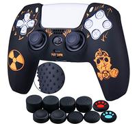 Yorha Points Sculpture au Laser Housse Coques Autocollants en Silicone Skin Cover pour PS5 Dualsense Manette (Rayonnement Orange) x 1 avec Prises de Pouce x 10