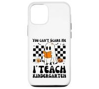 You Can't Scare Me I Teach Matdergarten Halloween Teacher Coque pour iPhone 12/12 Pro