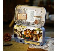 YUEHISY Kit de Maison de Poupée Miniature Fait à la Main avec Lumière LED et Mini Carnet de Notes sur Le Thème du Bon Vieux Temps, Promenade en Hiver pour Adultes et Enfants Bois/Couleur/14,3 X 16,4