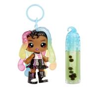 MGA Entertainment Poupée Rainbow High Sasha Sourworms – Yummiland gloss à lèvres