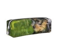 YWSOTRE Yorkshire Terrier Herbe Verte Yorkie Chiens Mignons, Trousse à Crayons, étui à stylos, Sac à Crayons en Cuir Portable avec Pochette à cosmétiques à Fermeture éclair