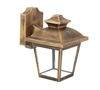 Zarivy Applique extérieure Maca 1 x E27 en élégant or vieilli, IP44, construite en polycarbonate. Dimensions : 24,5 x 17 x 22,3 cm. Idéale pour éclairer et embellir vos espaces extérieurs.