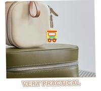 Zerodeko 24 Pièces Porte-clés Voiture PVC Souple Porte-clés Cartoon Coloré pour Garçon Fille Accessoires Légers et Résistants pour Sacoches à Dos pour Fêtes Cadeaux et Remplissage de