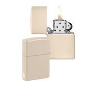 Zippo Briquet Tempête Flamme, Beige Sable Flat Sand | Teinte sable Flat Sand et flamme dorée sur la tranche. Pour un style discret, proche du kaki militaire.