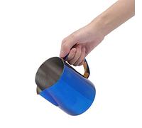 Zunate Pichet à café en Acier Inoxydable 600 Ml |Tasse à Mousse de Lait pour Latte Art, Titanize, Poignée Ergonomique, Bec Lisse, Verseur sur Pichet à café pour Home (BLUE)