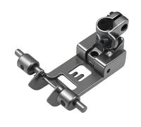 ZYEFGMFRQ 1 pièce de Guide Tissu for Pied-de-biche à Courroie Traction for Machines Coudre Point recouvrement 3 Aiguilles et 5 Fils,6 mm, Accessoires